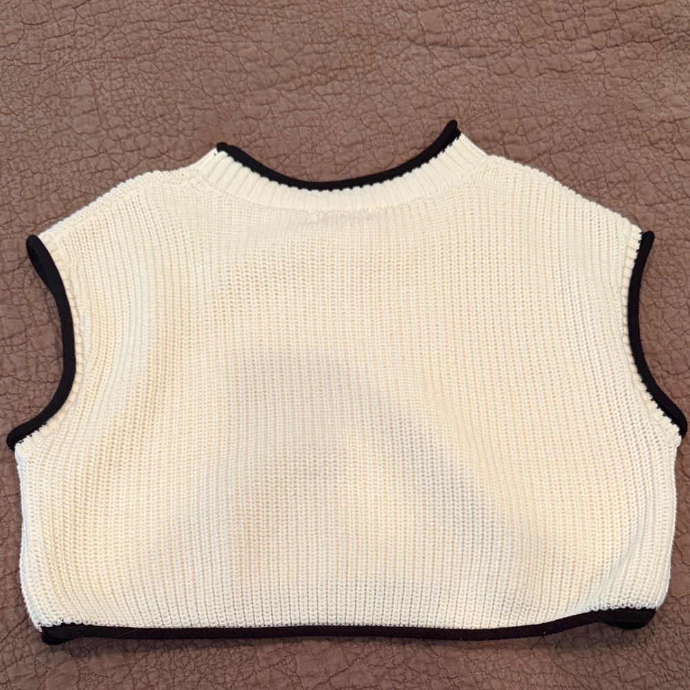 Cream Knit Cropped Tank Sweater with Black Trim - Picture 3 of 3